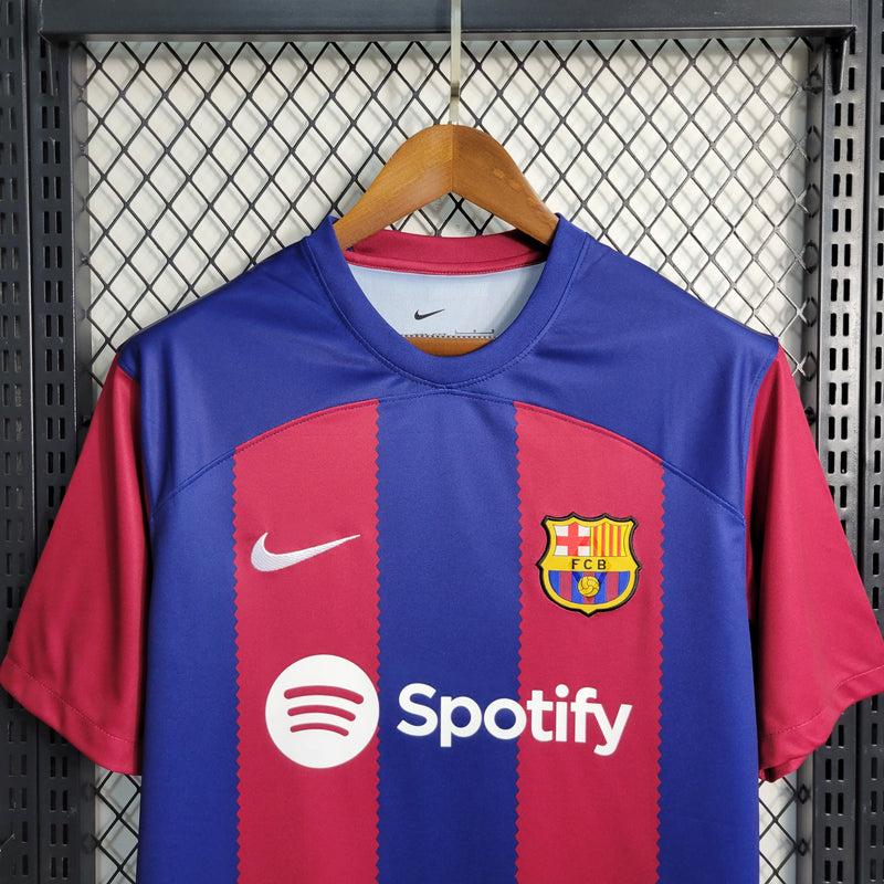 Camisa Barcelona l 2023/24 Grená - Modelo Torcedor