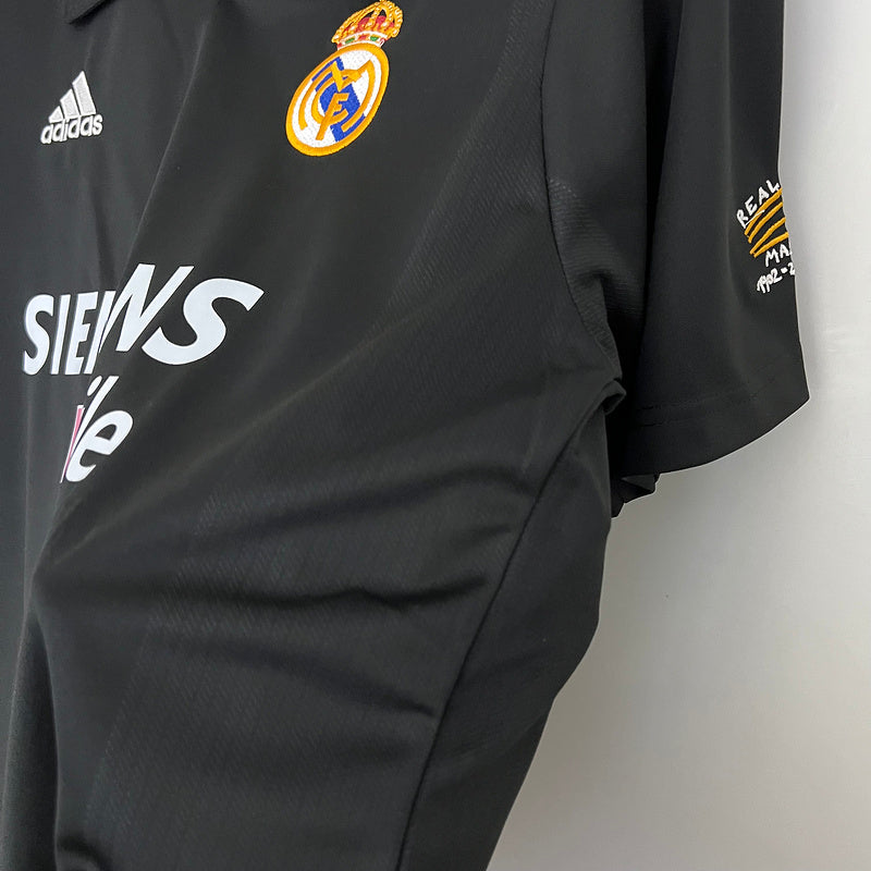 Camisa Retrô Real Madrid 2002/03 Away