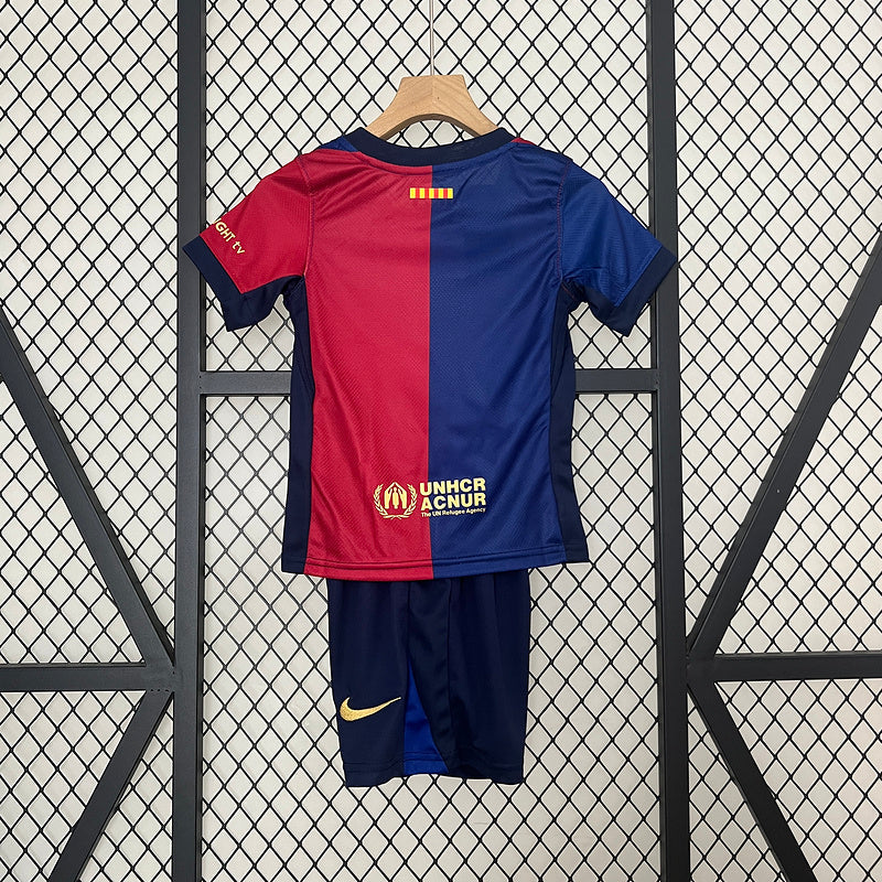 Conjunto Infantil Barcelona l 2024/25 Grená - Modelo Torcedor