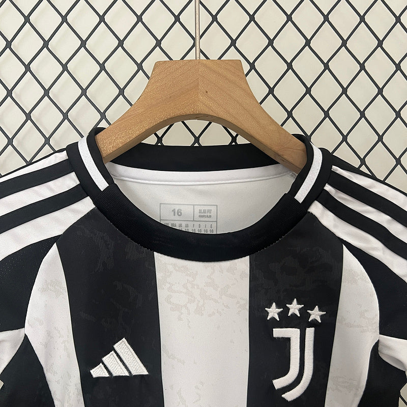 Conjunto Infantil Juventus l 2024/25 Listrado - Modelo Torcedor