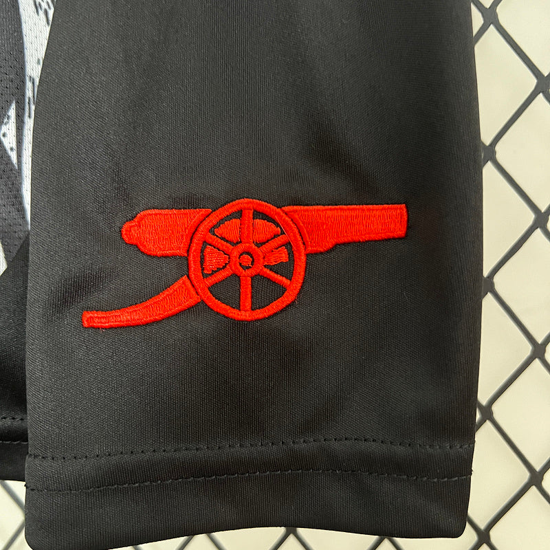 Conjunto Infantil Arsenal ll 2024/25 Preto - Modelo Torcedor