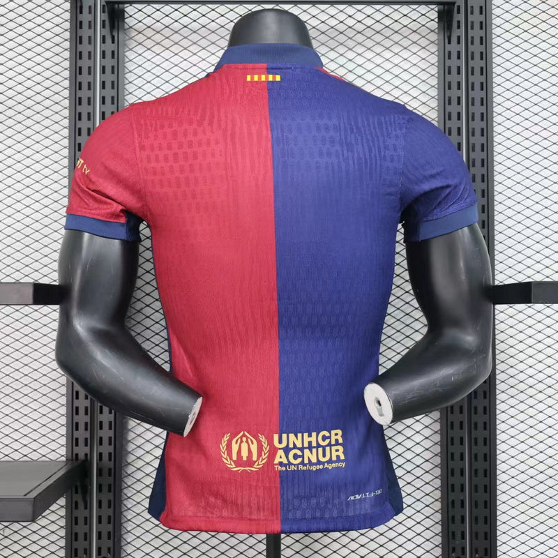 Camisa Barcelona l 2024/25 Grená - Modelo Jogador