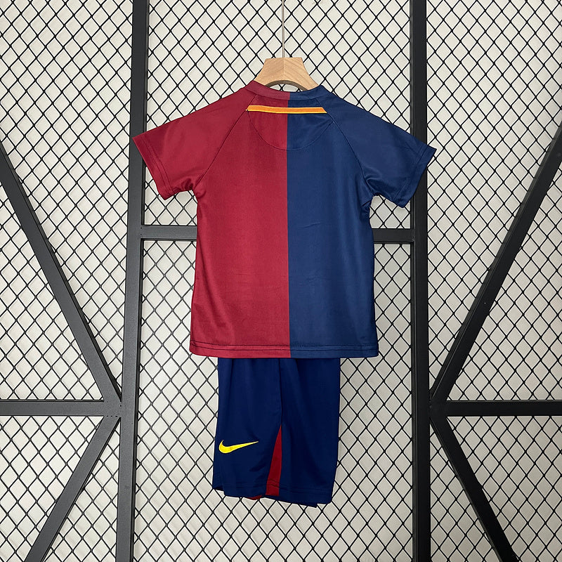 Conjunto Retrô Infantil Barcelona l 2008/09 - Modelo Torcedor