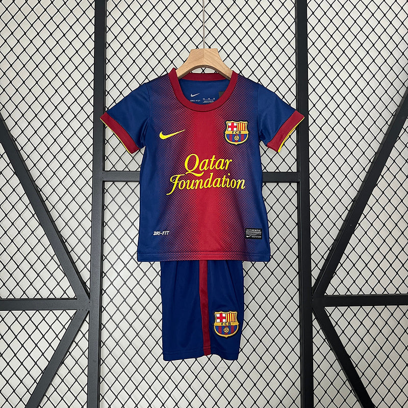 Conjunto Retrô Infantil Barcelona l 2012/13 - Modelo Torcedor