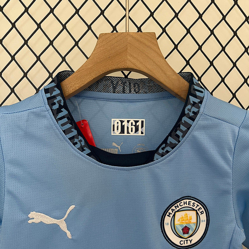 Conjunto Infantil Manchester City l 2024/25 Azul - Modelo Torcedor