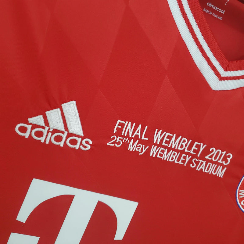 Camisa Retrô Bayern de Munique 2013/14 Home Champions League Edition - ResPeita Sports