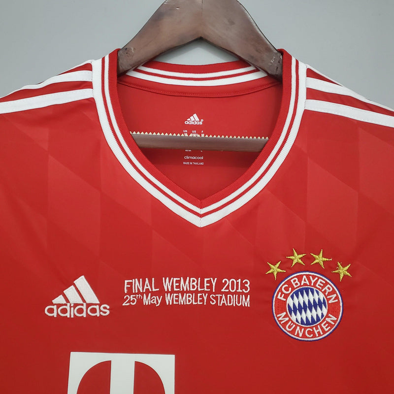 Camisa Retrô Bayern de Munique 2013/14 Home Champions League Edition - ResPeita Sports