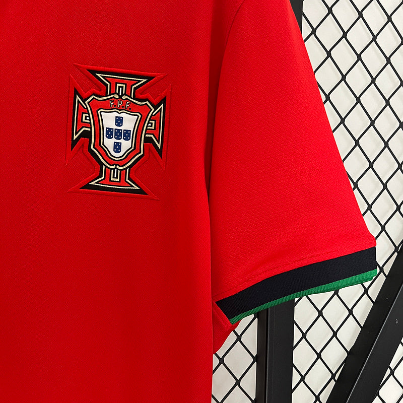 Camisa Seleção Portugal l 2024 Vermelha - Modelo Torcedor